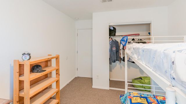11 Rodgers Drive, Los Lunas, NM 87031