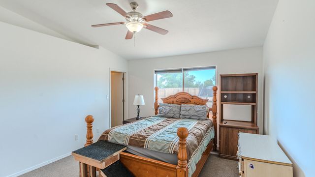 11 Rodgers Drive, Los Lunas, NM 87031