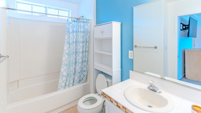 11 Rodgers Drive, Los Lunas, NM 87031