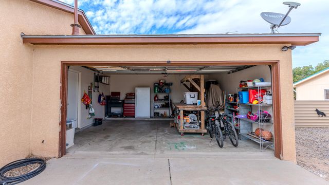 11 Rodgers Drive, Los Lunas, NM 87031