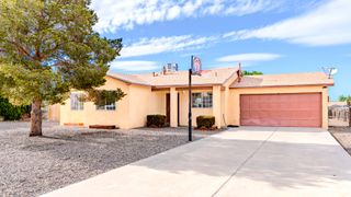 11 Rodgers Drive, Los Lunas, NM 87031