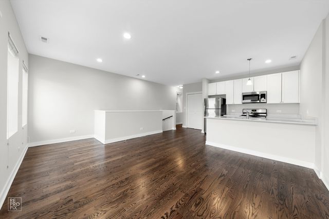 2431 W 24th Street 2, Chicago, IL 60608