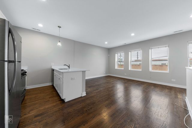 2431 W 24th Street 2, Chicago, IL 60608