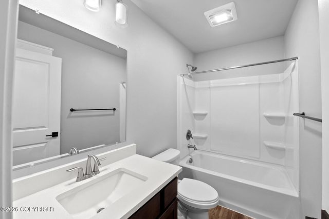 6988 E Lone Wolf Court, Wasilla, AK 99654