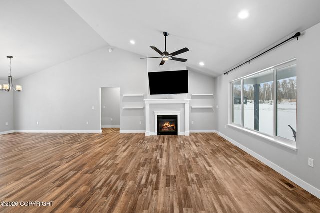 6988 E Lone Wolf Court, Wasilla, AK 99654