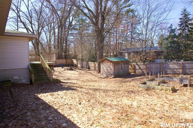 1065 Horton Road, Muskegon, MI 49445