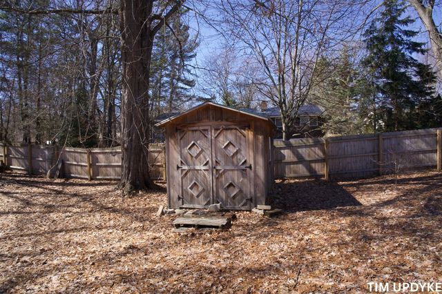 1065 Horton Road, Muskegon, MI 49445