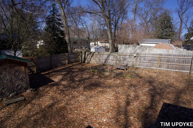 1065 Horton Road, Muskegon, MI 49445