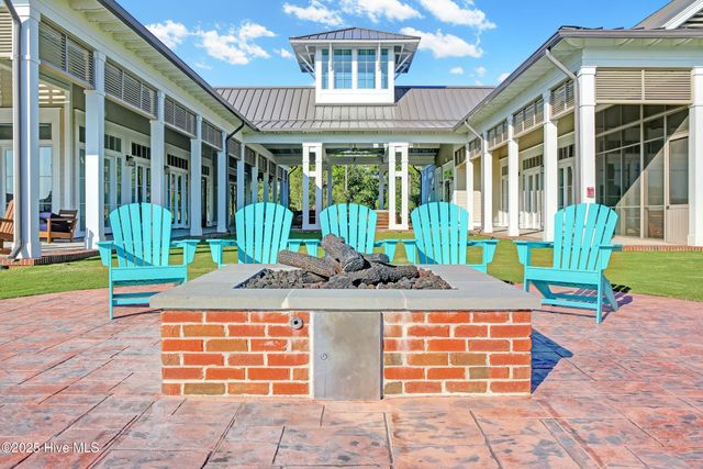 5164 Folklore Way, Wilmington, NC 28412