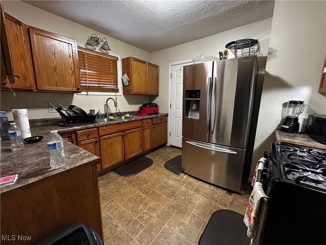 153 Cutler, Akron, OH 44305