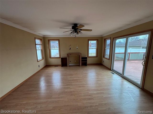 15435 Cameron Street, Southgate, MI 48195