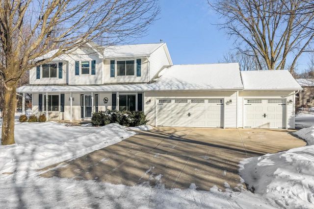 201 SWISS MEADOW LANE, Green Bay, WI 54302
