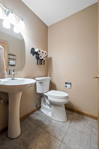 201 SWISS MEADOW LANE, Green Bay, WI 54302