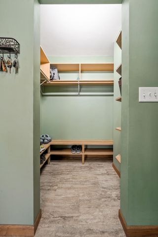 201 SWISS MEADOW LANE, Green Bay, WI 54302