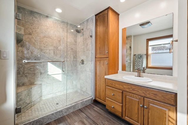 201 SWISS MEADOW LANE, Green Bay, WI 54302