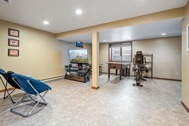 201 SWISS MEADOW LANE, Green Bay, WI 54302