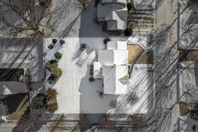 201 SWISS MEADOW LANE, Green Bay, WI 54302