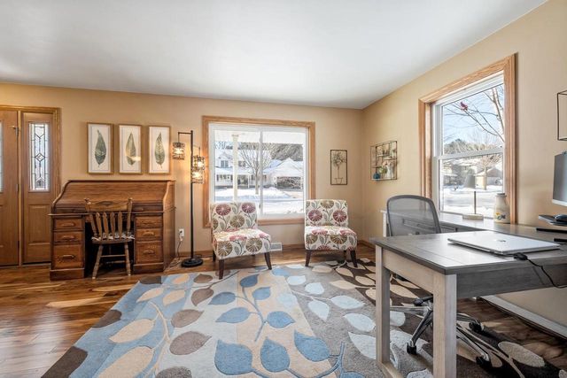 201 SWISS MEADOW LANE, Green Bay, WI 54302