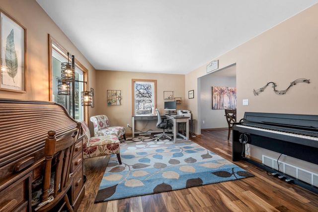 201 SWISS MEADOW LANE, Green Bay, WI 54302