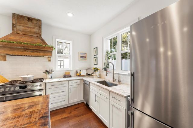 516 SW Camden Avenue, Stuart, FL 34994