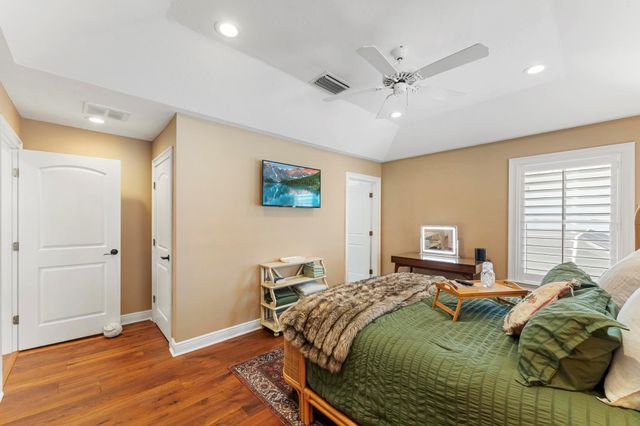 516 SW Camden Avenue, Stuart, FL 34994