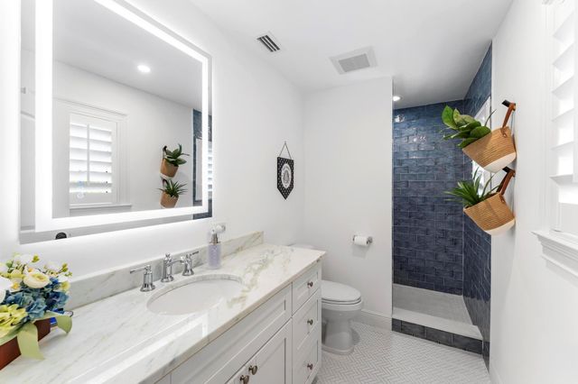 516 SW Camden Avenue, Stuart, FL 34994