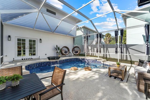 516 SW Camden Avenue, Stuart, FL 34994