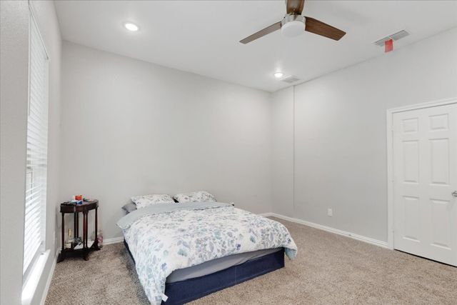 721 Maple Street, Bonham, TX 75418