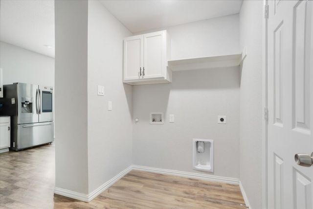 721 Maple Street, Bonham, TX 75418