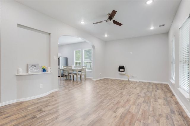 721 Maple Street, Bonham, TX 75418