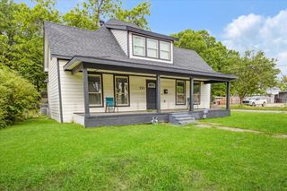 721 Maple Street, Bonham, TX 75418