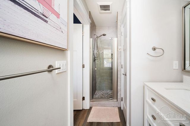 415 E Gonzalez St, Pensacola, FL 32503