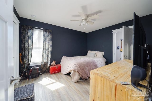 415 E Gonzalez St, Pensacola, FL 32503