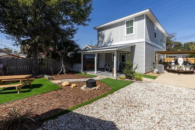 415 E Gonzalez St, Pensacola, FL 32503