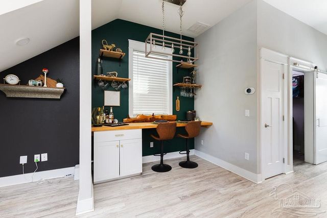 415 E Gonzalez St, Pensacola, FL 32503