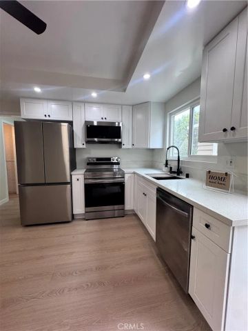 2615 Curtis Avenue B, Redondo Beach, CA 90278