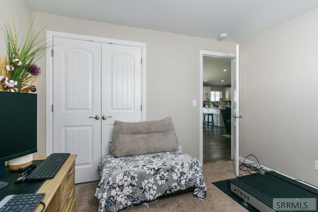 1863 Scottsdale Drive, Pocatello, ID 83202
