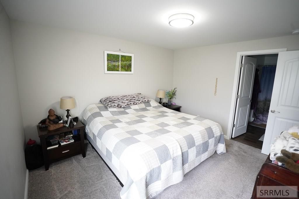 Image 4 of property listing at 1863 Scottsdale Drive, Pocatello, ID 83202