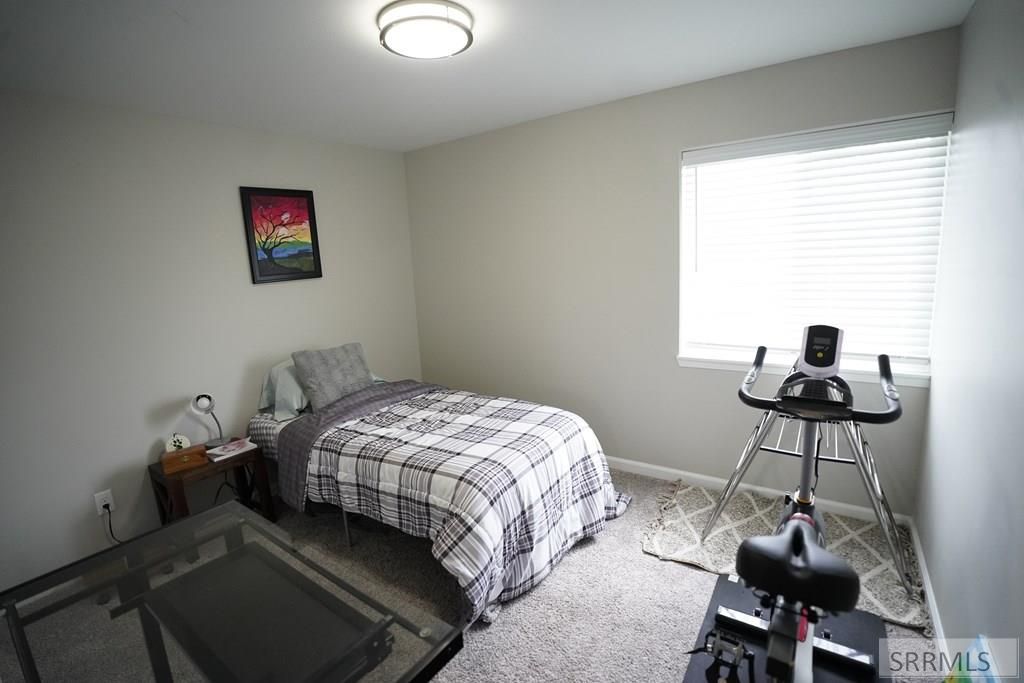 Image 6 of property listing at 1863 Scottsdale Drive, Pocatello, ID 83202