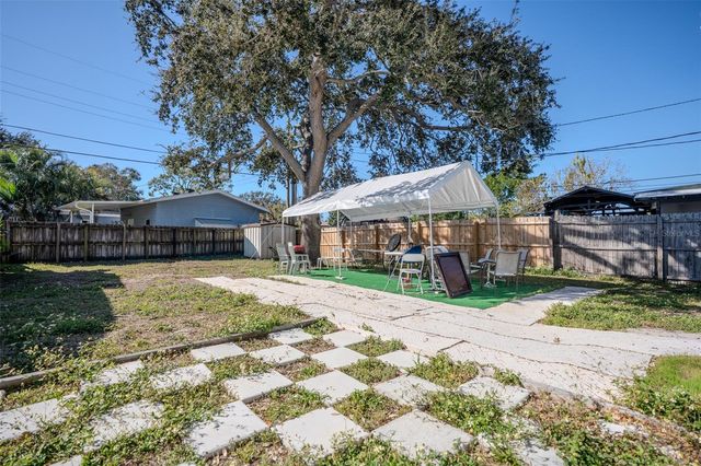 6480 34TH TERRACE N, St Petersburg, FL 33710