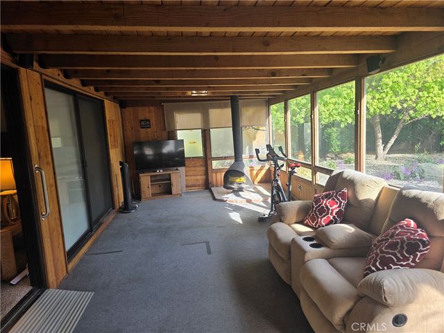 19040 Friar, Tarzana, CA 91335