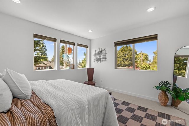 2639 A 45th Avenue SW, Seattle, WA 98116