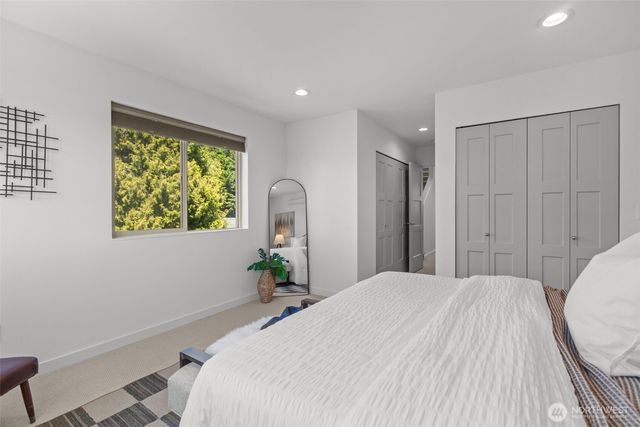 2639 A 45th Avenue SW, Seattle, WA 98116