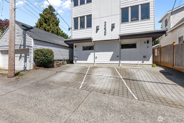 2639 A 45th Avenue SW, Seattle, WA 98116