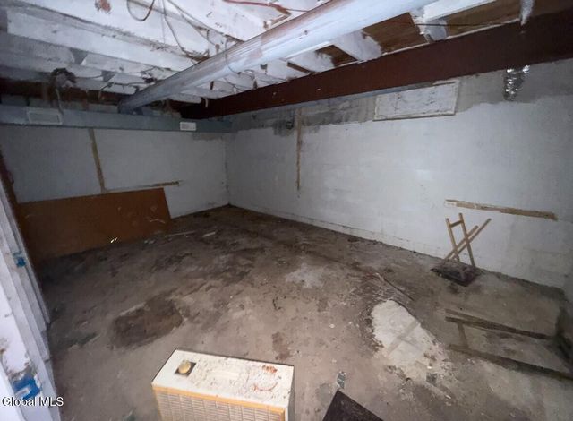 1924 Woodlawn Street, Rotterdam, NY 12306