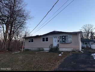 1924 Woodlawn Street, Rotterdam, NY 12306