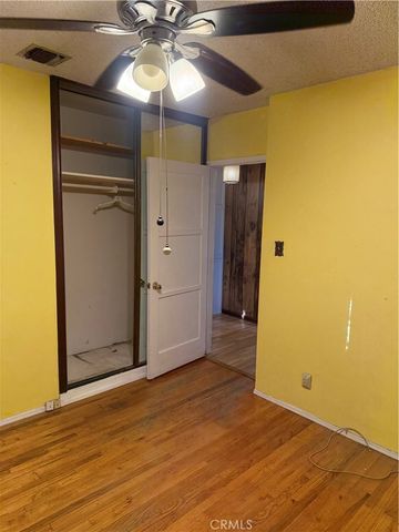 18413 Delano, Tarzana, CA 91335