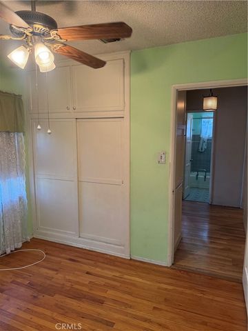 18413 Delano, Tarzana, CA 91335