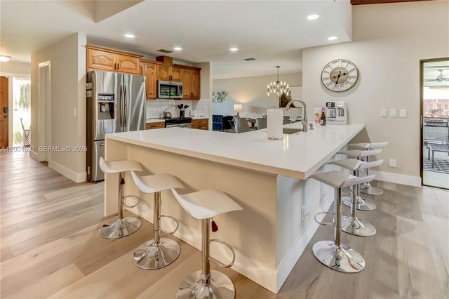 1130 NW 78th Ter, Plantation, FL 33322