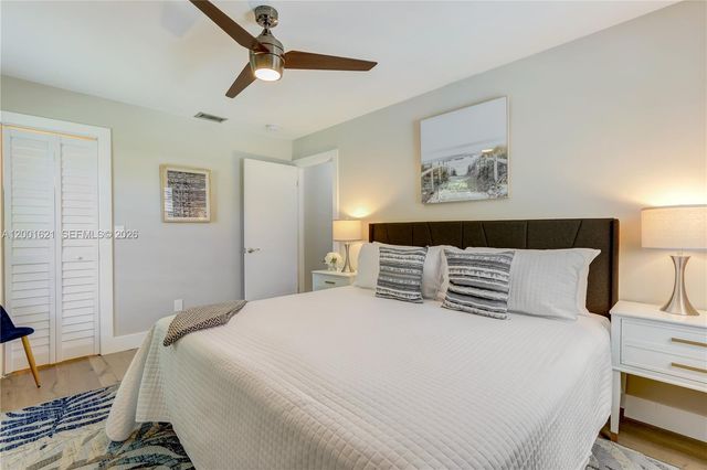 1130 NW 78th Ter, Plantation, FL 33322